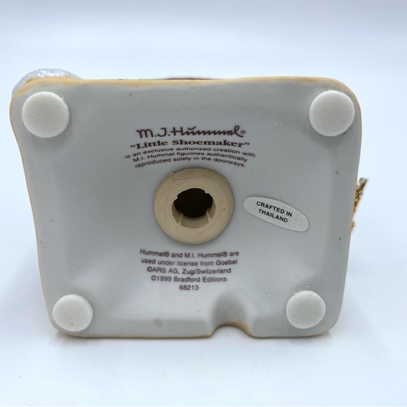 1999 Vintage Bradford Exchange M. I. Hummel Little Shoemaker Christmas Ornament - Picture 10 of 12